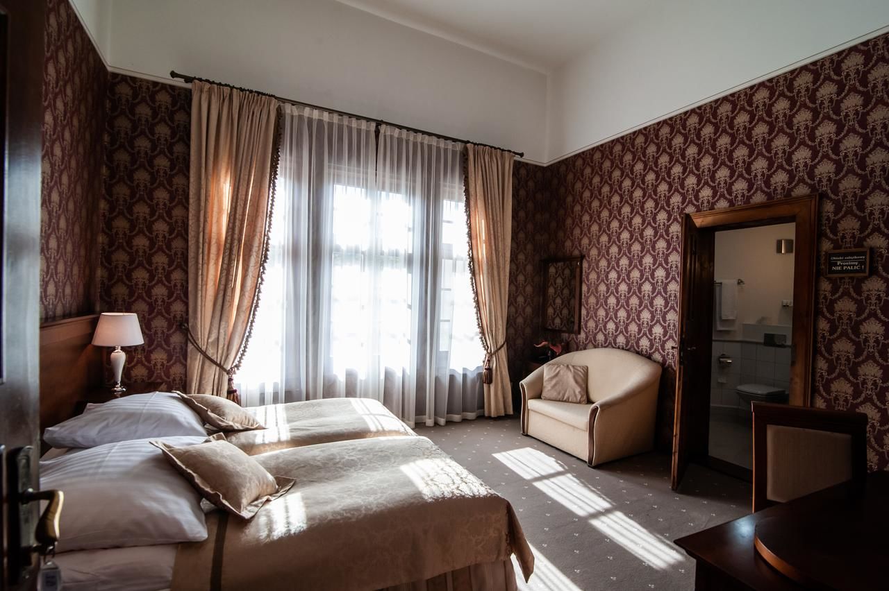 Отели типа «постель и завтрак» Pałac Myśliwski w Antoninie Antonin